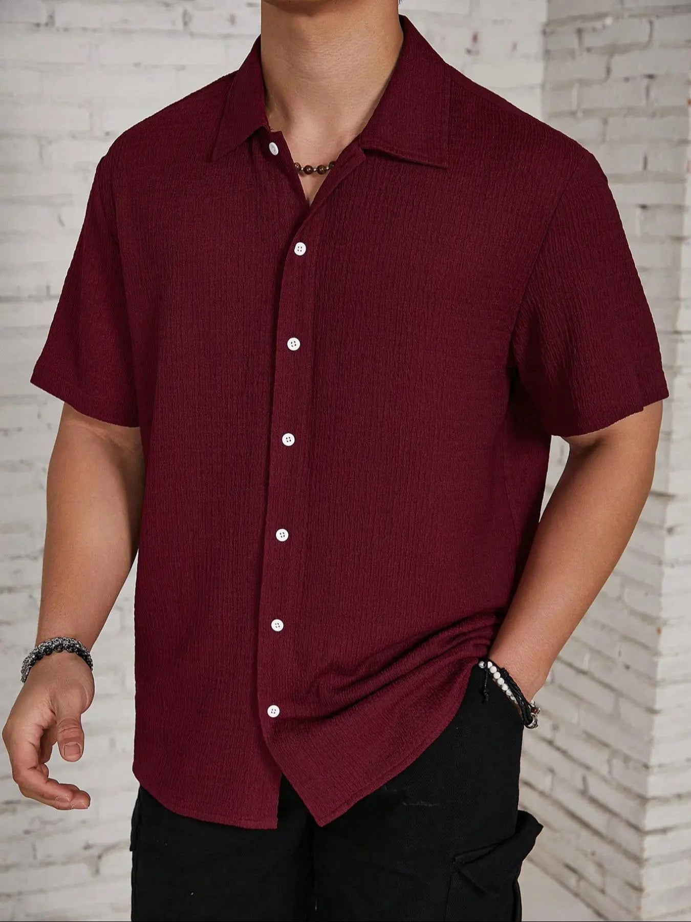 Men’s Textured Short Sleeve Shirt